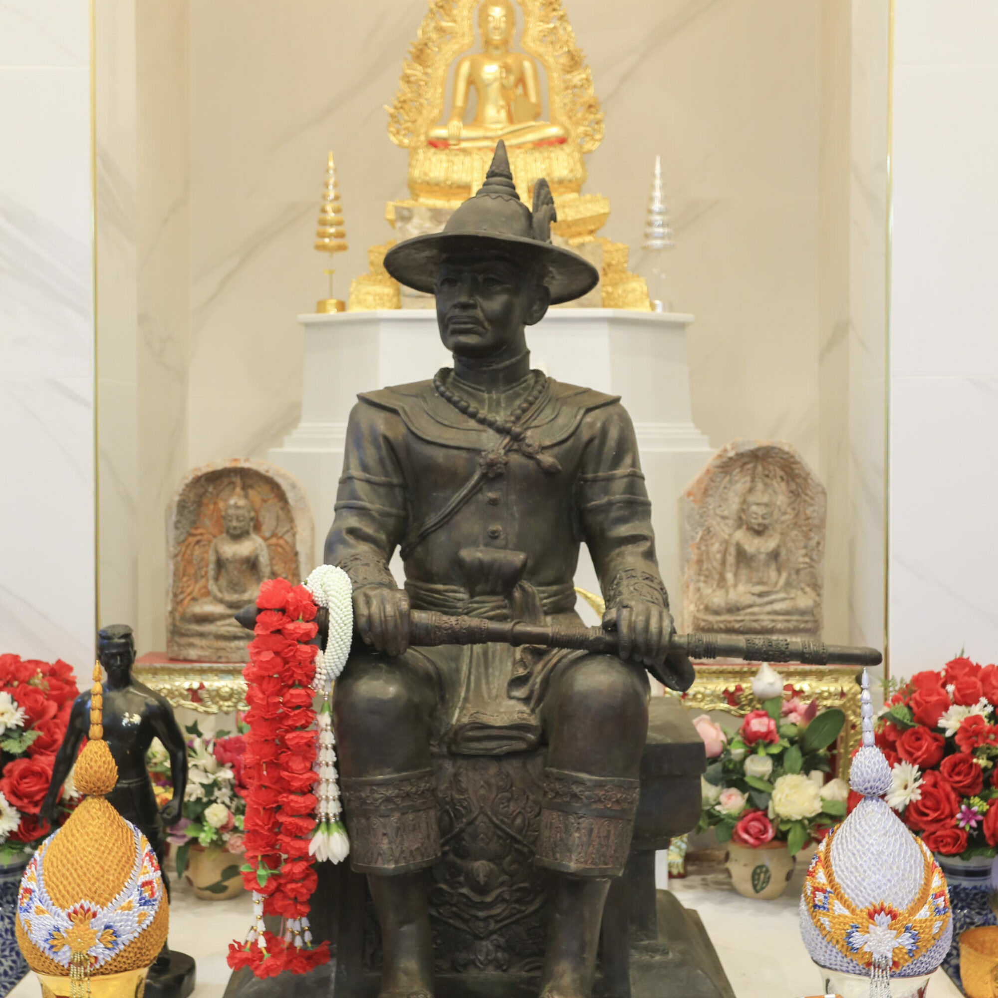 พระเจ้าตากสินกับวัดเขาขุนพนม