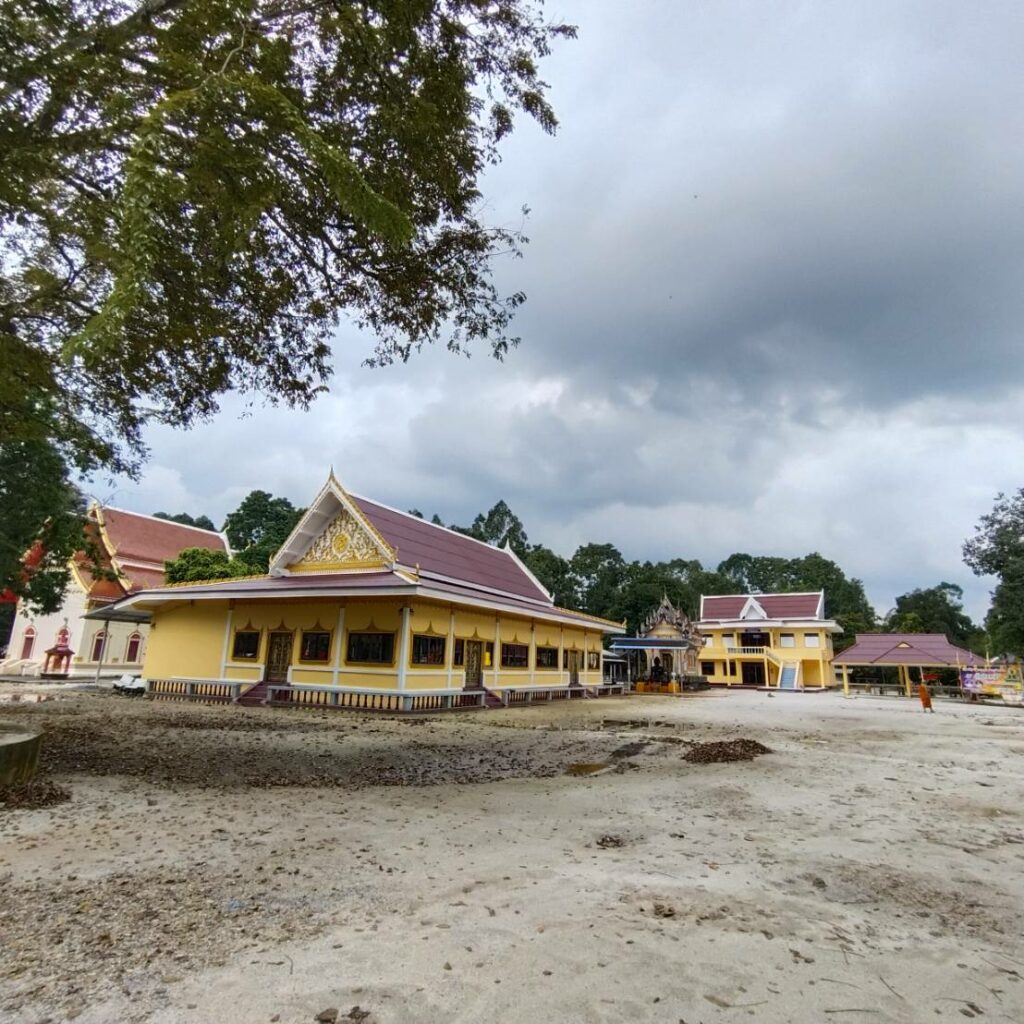 วัดอินทคีรี (วัดบ้านนา) อ.พรหมคีรี จ.นครศรีธรรมราช