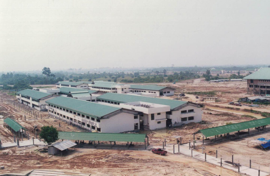 อาคารเครื่องมือวิทยาศาสตร์และเทคโนโลยี