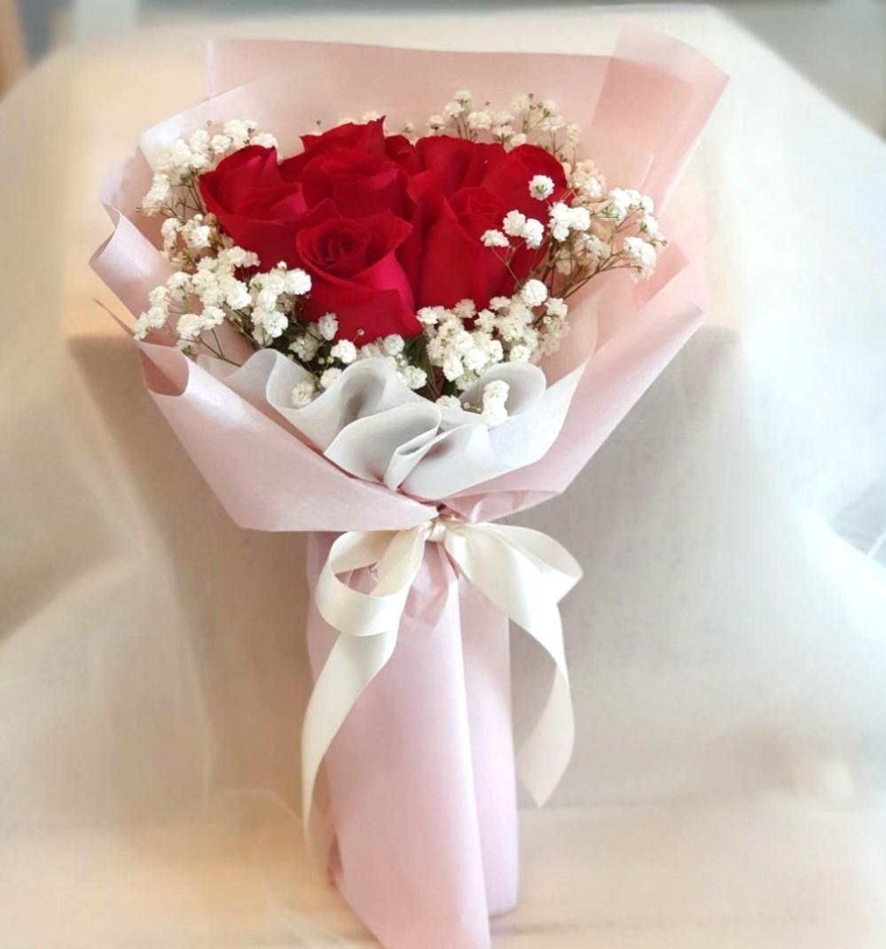 ช่อดอกไม้ในวันวาเลนไทน์