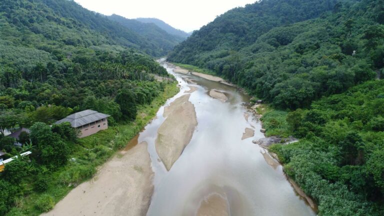 คลองกลาย