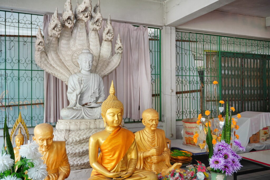 วัดแจ้งวรวิหาร