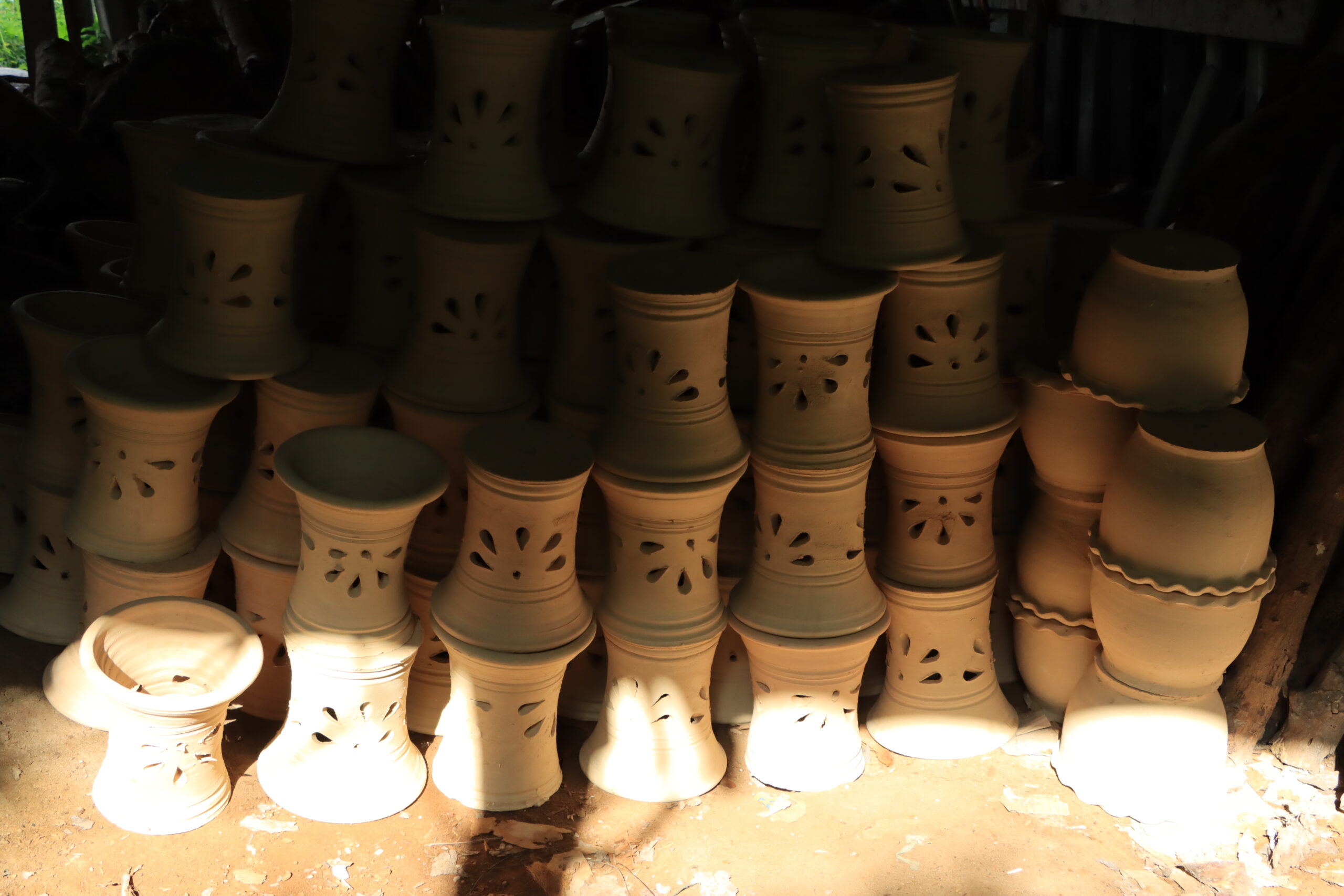 เครื่องปั้นดินเผาบ้านมะยิง