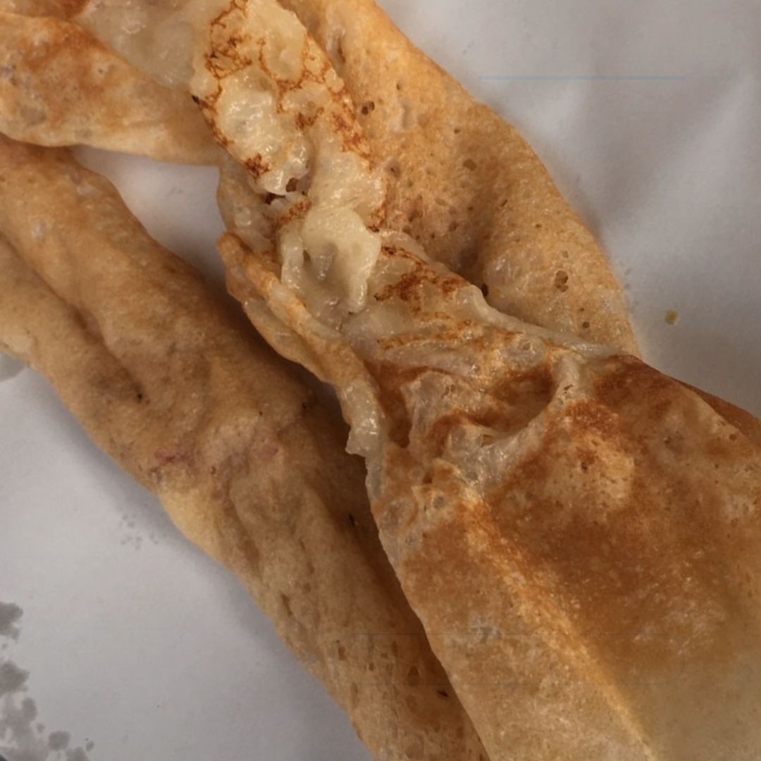 ขนมกรอกขนมในประเพณีให้ทานไฟจังหวัดนครศรีธรรมราช 