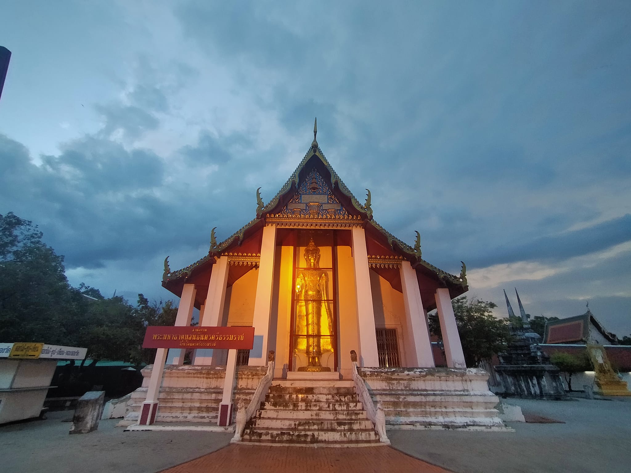 Read more about the article วิหารธรรมศาลา : พระวิหารสมัยอยุธยาที่ประดิษฐานพระพุทธรูปปางมารวิชัย