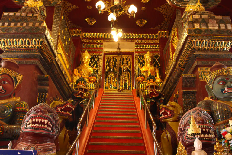 วิหารพระทรงม้า