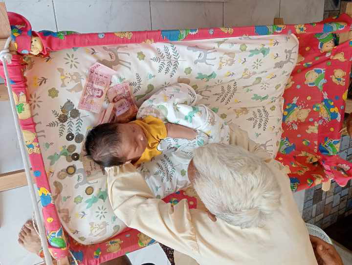 แม่ซื้อ