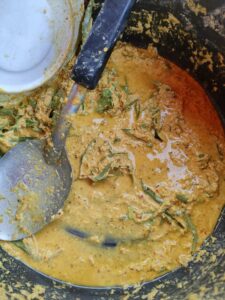 ทอดมันกุ้งใบเล็บครุฑ