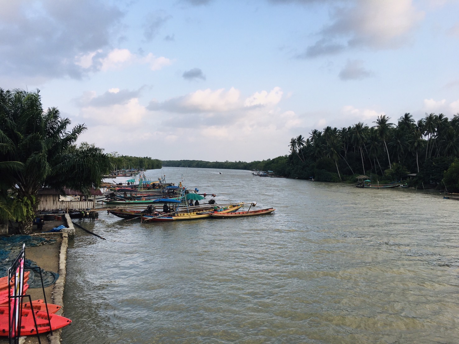 คลองปากพยิง