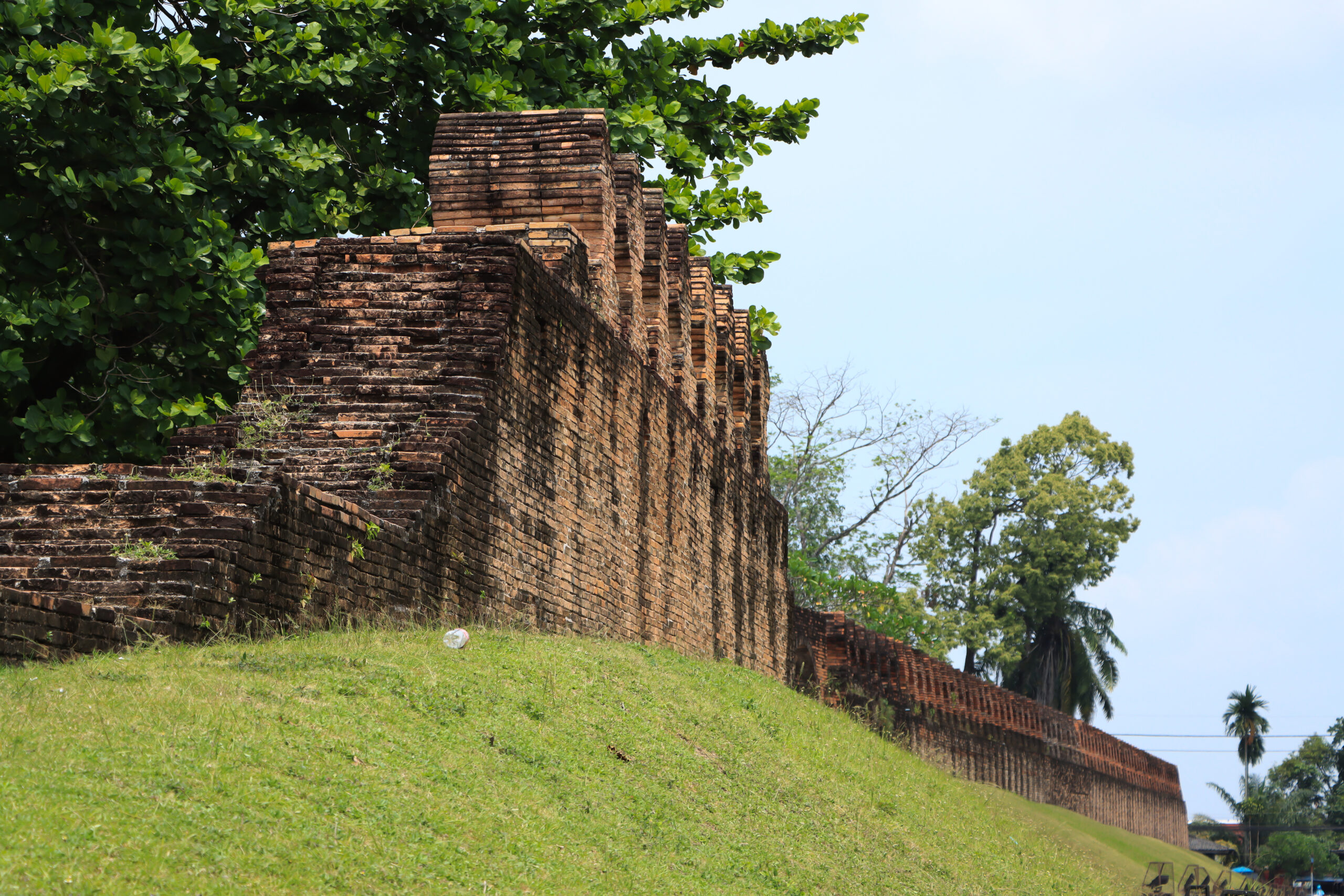 กำแพงเมืองนครศรีธรรมราช