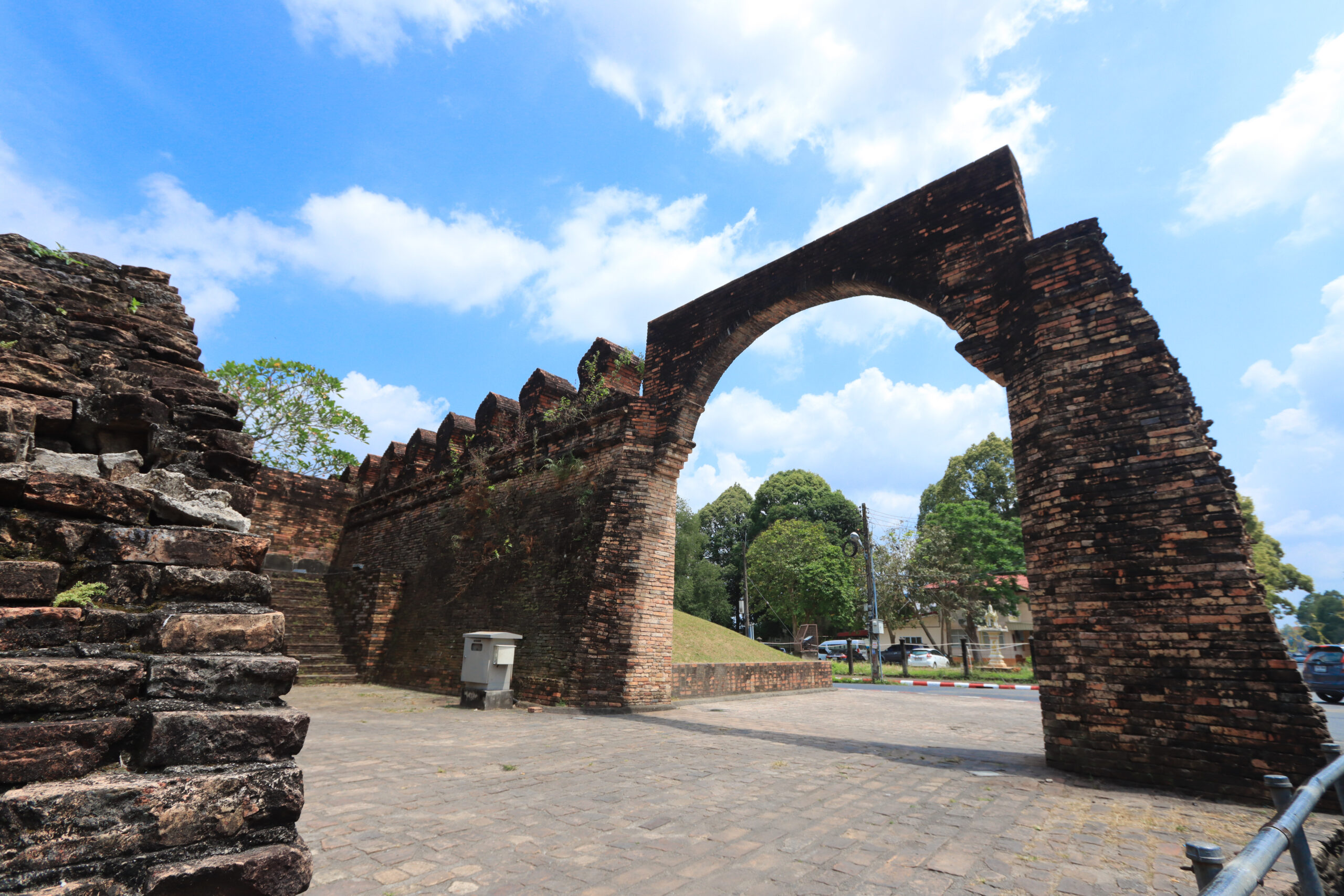 กำแพงเมืองนครศรีธรรมราช