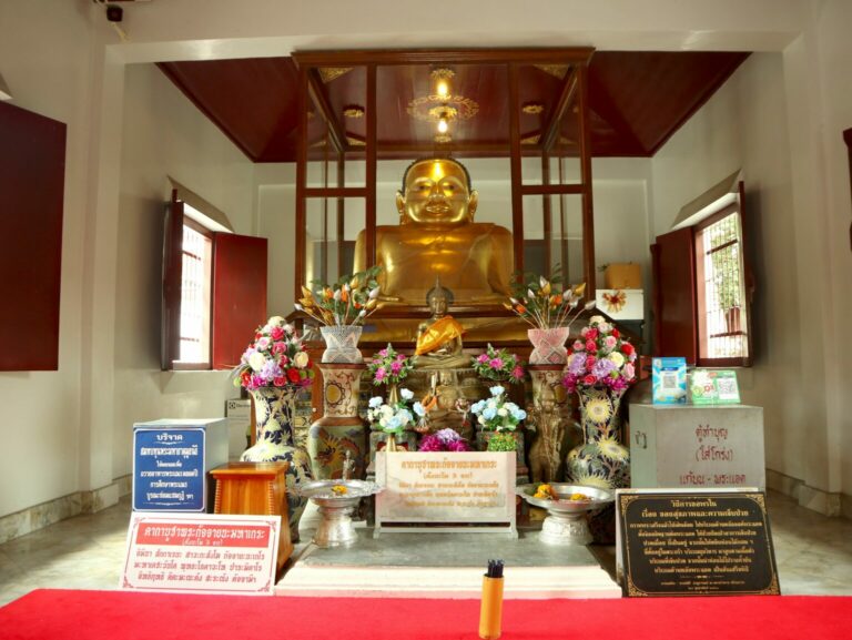 Read more about the article วิหารพระมหากัจจายนะ (Vihara Phra Maha Kaccayana)  หรือวิหารพระแอด