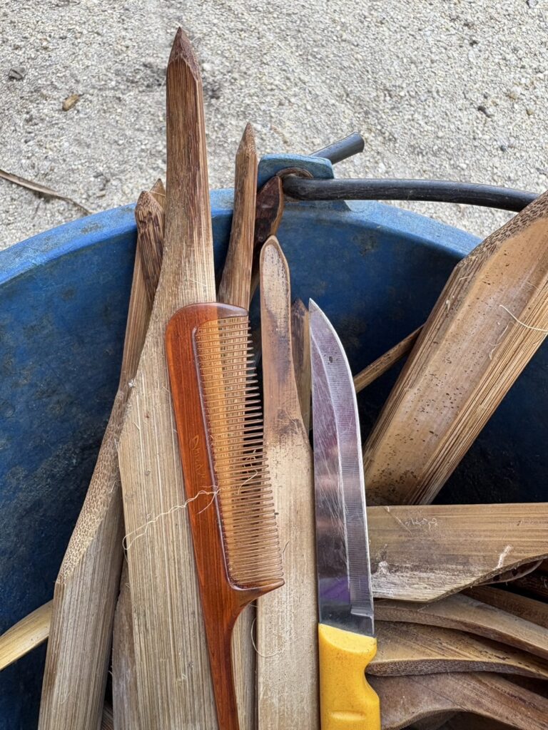 ทอลาน ที่ขูด