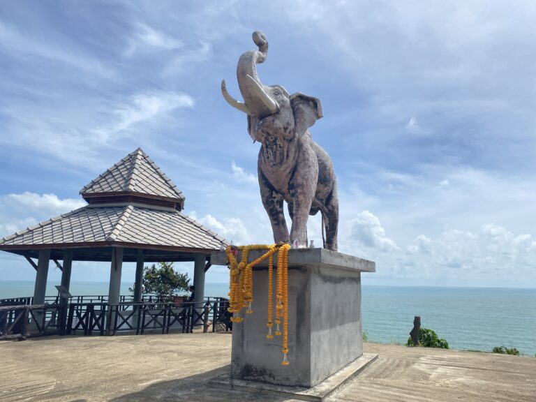 Read more about the article พลายจำเริญ : จากตำนานสู่คชานุสรณ์แห่งเมืองนครศรีธรรมราช”