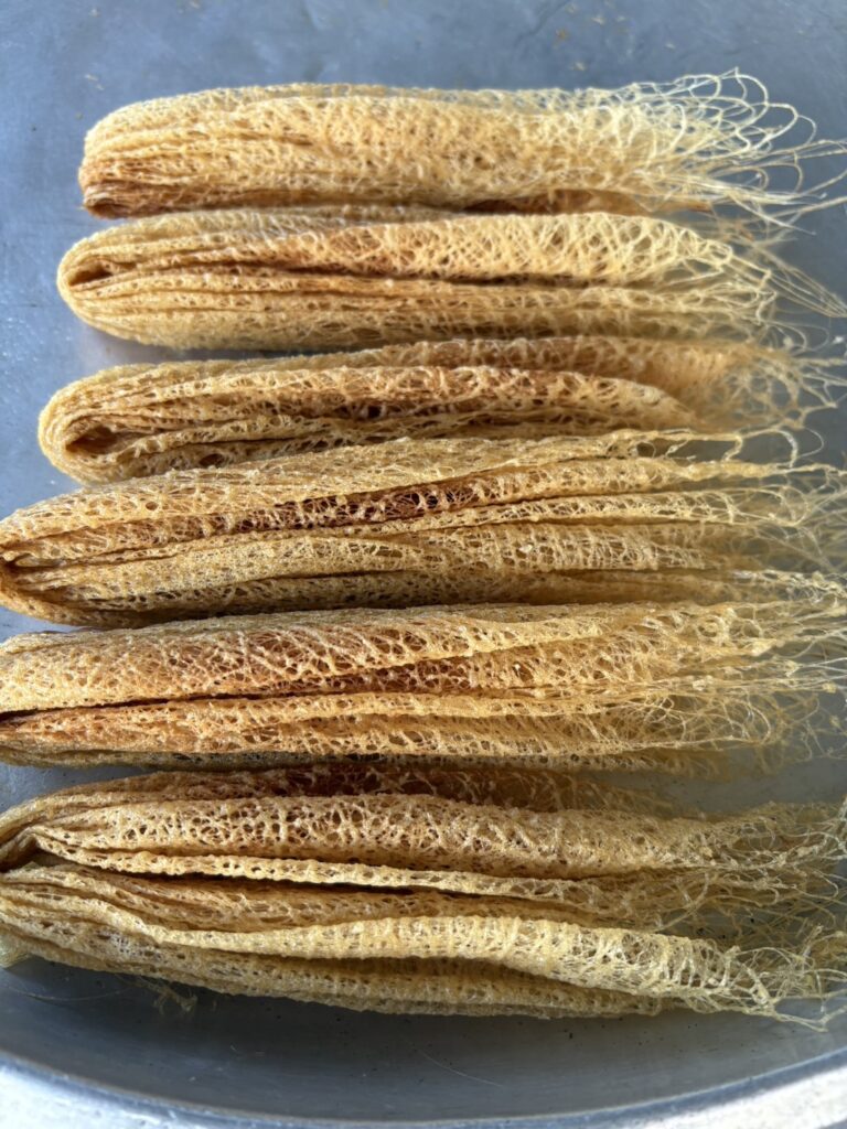 ลาวัดเท