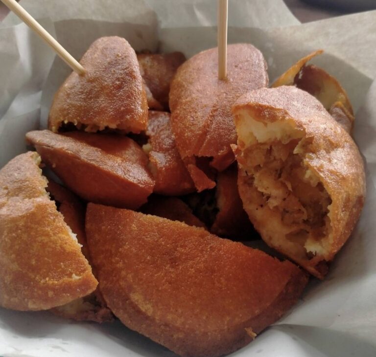 Read more about the article ขนมหวัก (สูตรดั้งเดิมของชาวจีน) อ.นาบอน จ.นครศรีธรรมราช