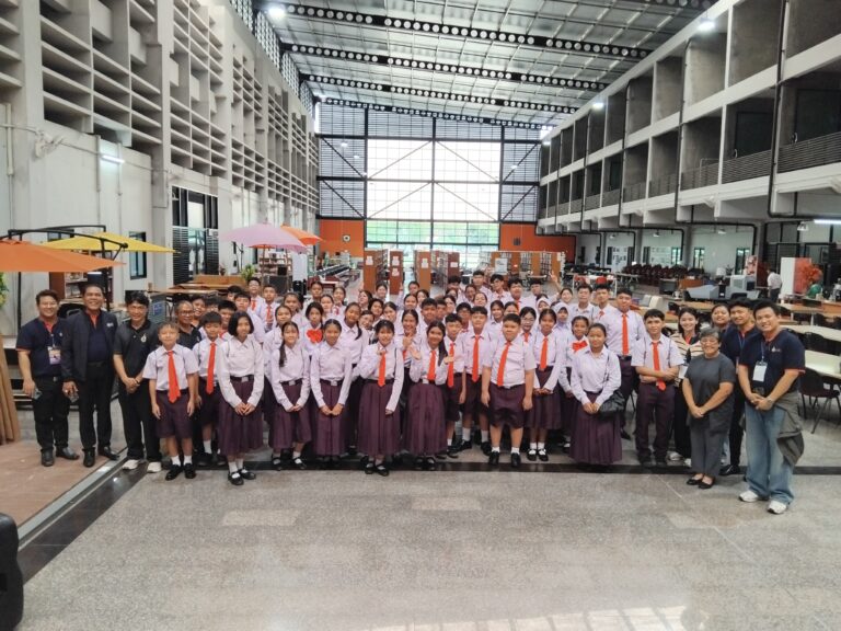 ศูนย์บรรณสารฯ ต้อนรับนักเรียนใหม่โรงเรียนสาธิตมหาวิทยาลัยวลัยลักษณ์  เปิดบ้านแนะนำ ห้องสมุด ประเดิมฐานแรกของเส้นทางแห่งการเรียนรู้